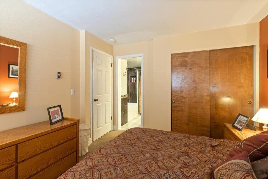 Downtown Chalet Close To Main St With Pool And Hot Tub Breckenridge Exteriör bild
