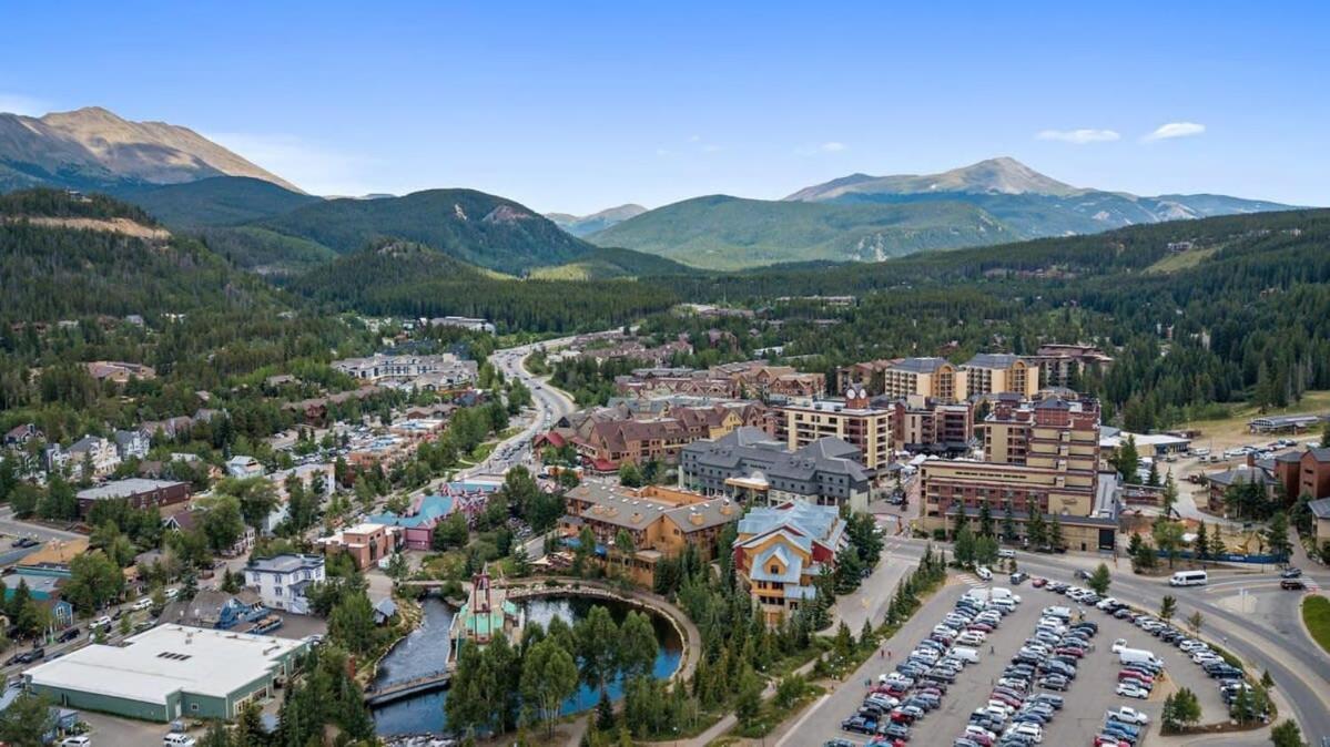 Downtown Chalet Close To Main St With Pool And Hot Tub Breckenridge Exteriör bild