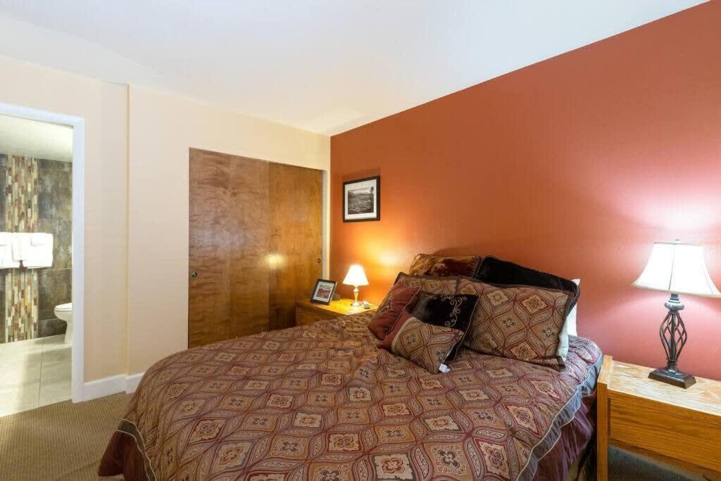 Downtown Chalet Close To Main St With Pool And Hot Tub Breckenridge Exteriör bild