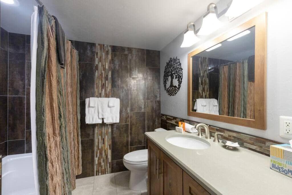 Downtown Chalet Close To Main St With Pool And Hot Tub Breckenridge Exteriör bild