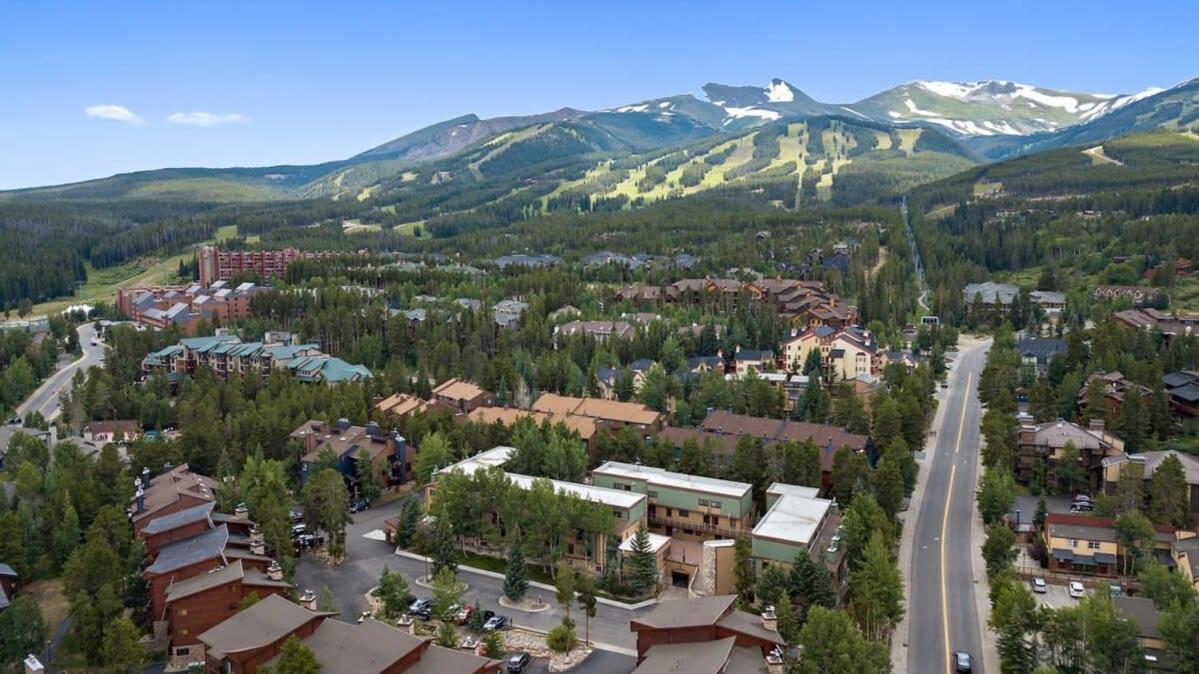 Downtown Chalet Close To Main St With Pool And Hot Tub Breckenridge Exteriör bild