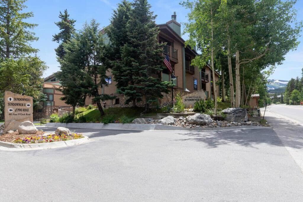 Downtown Chalet Close To Main St With Pool And Hot Tub Breckenridge Exteriör bild